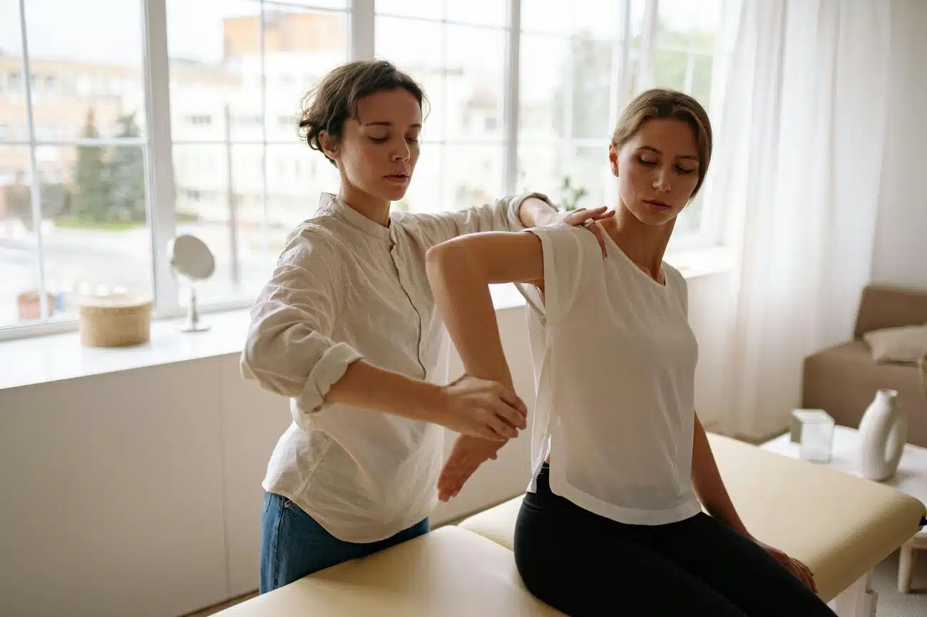 Chiropractor doing the flexion distraction therapy